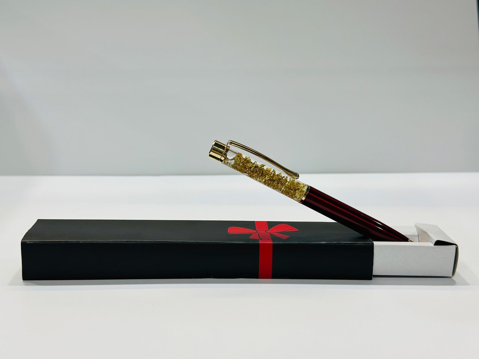 Personalized Golden Glitter Pen - Image 4