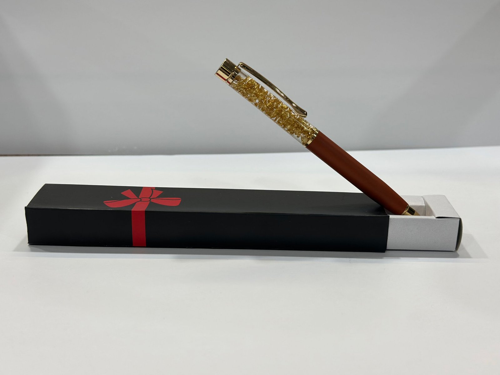 Personalized Golden Glitter Pen - Image 3